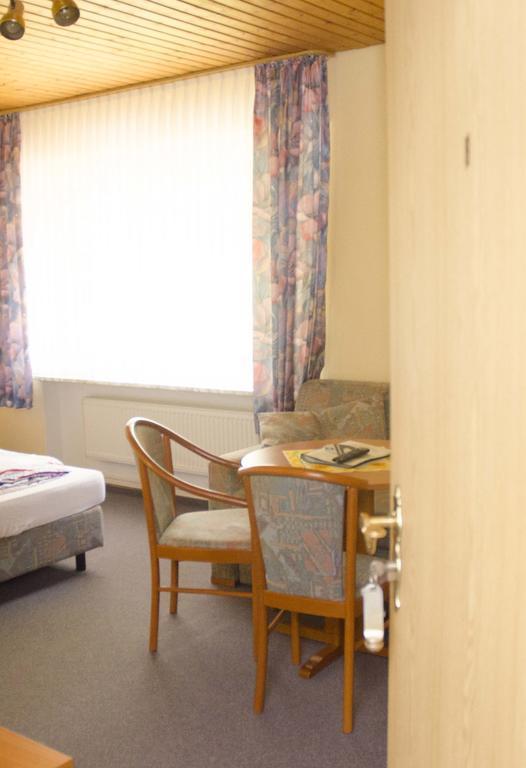 Hotel Zum Wikinger à Neßmersiel Chambre photo